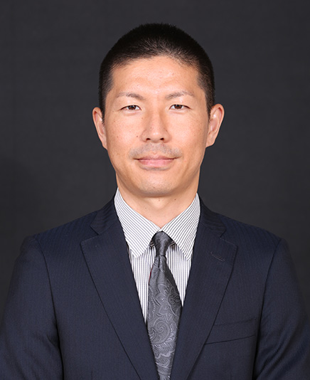 代表　阪本 淳一